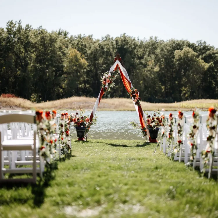 Island Barn - Ceremony Spaces