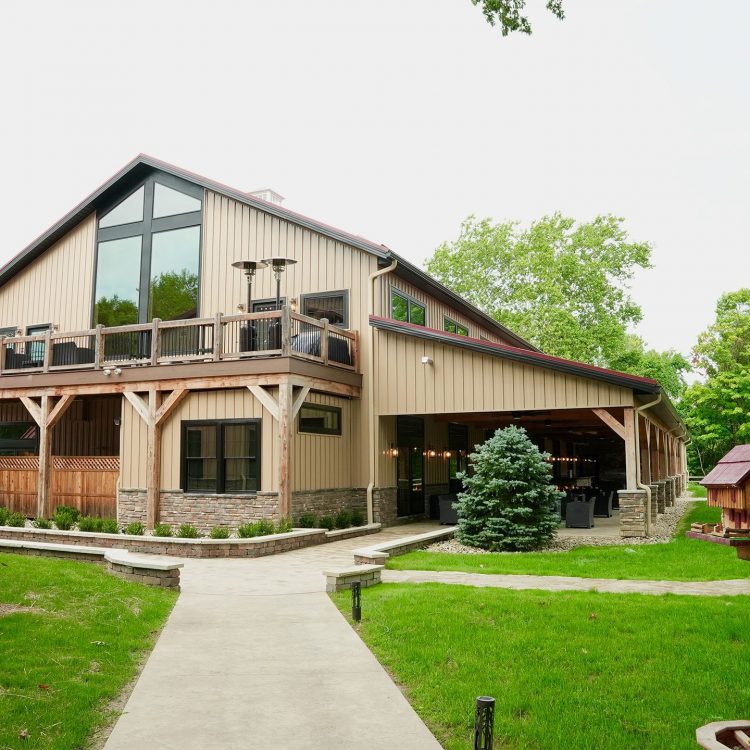 Tall Oaks Event Barn Grounds